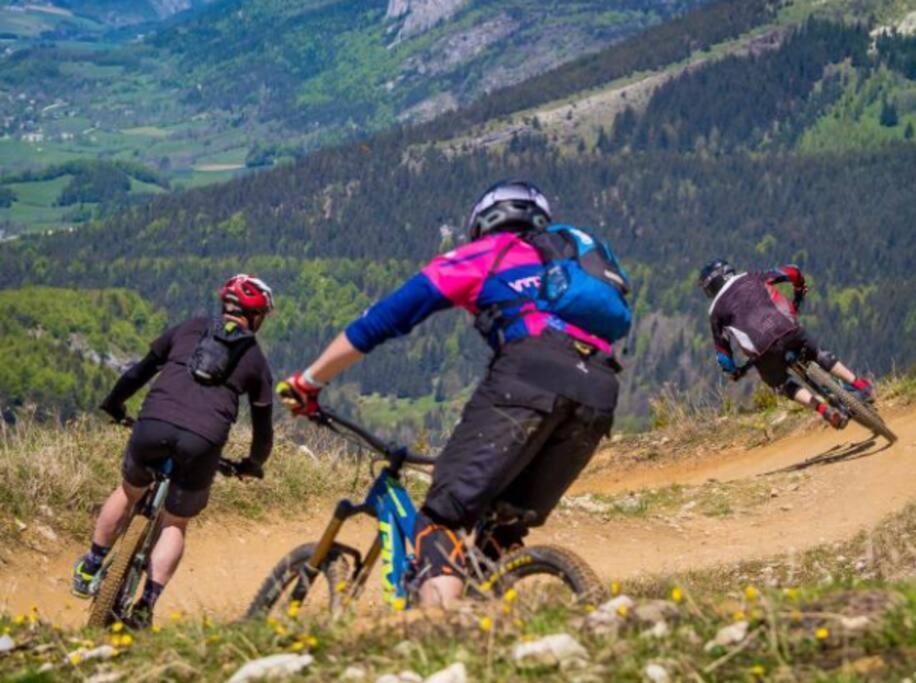 Les Cimes De Cadelio , 5 A 7 Personnes, Proche Base De Loisirs Et Remontee Du Pontillas, Dernier Etage La Salle-les-Alpes Buitenkant foto